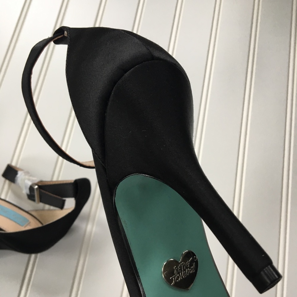 Betsy Johnson black fabric shoe SIZE 9 - Picture 6 of 8